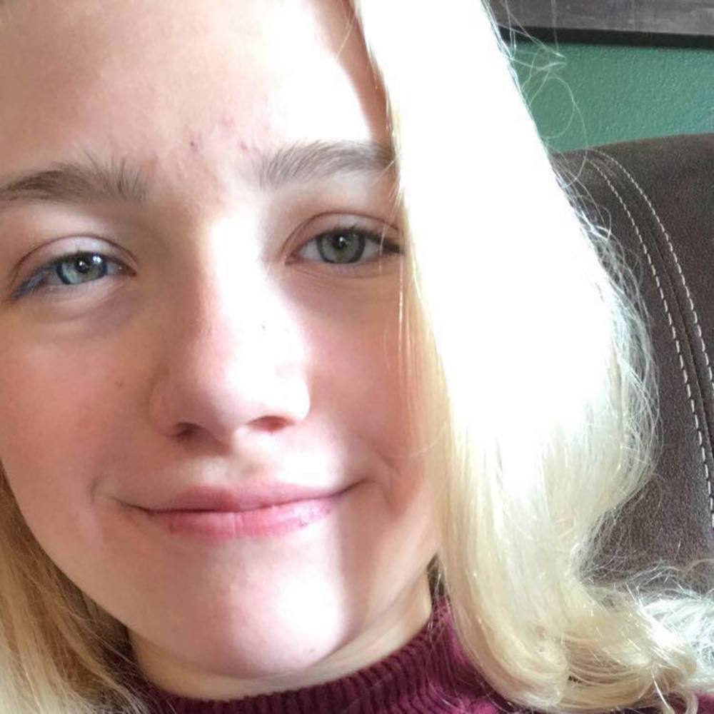 Meet your Posher, Dayna